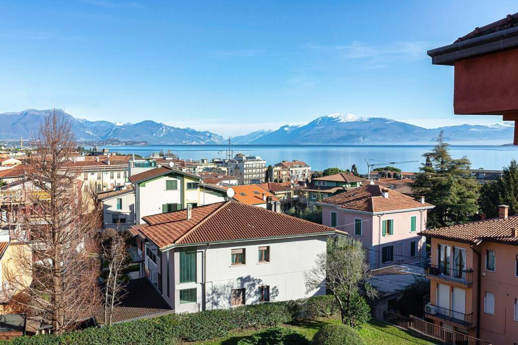 Garda Lake View Apartment 데센자노델가르다 외부 사진