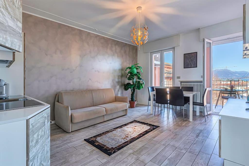 Garda Lake View Apartment 데센자노델가르다 외부 사진