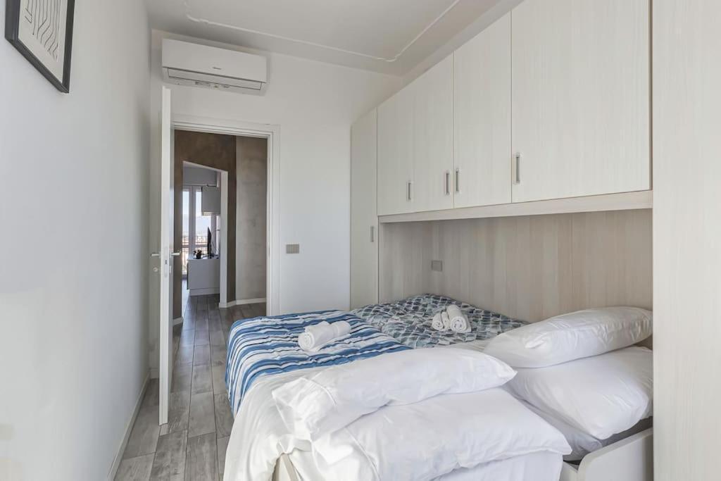 Garda Lake View Apartment 데센자노델가르다 외부 사진